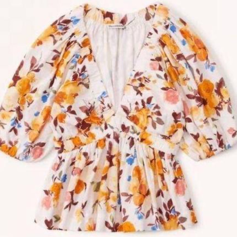 NWT! Abercrombie & Fitch Floral Linen Blend V-Neck Blouse Top XS